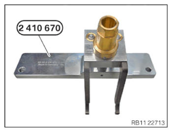 G15330261