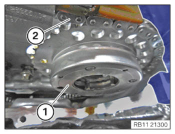 G15330483