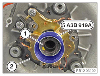 G15544883