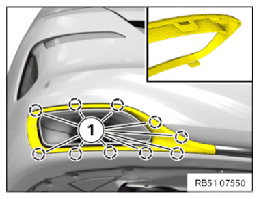 G15701017