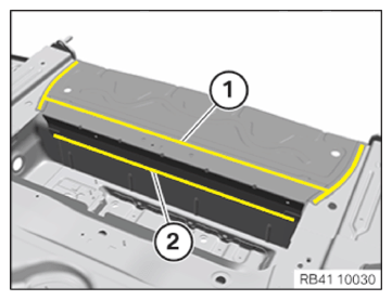 G15904893