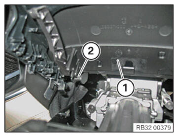 G16008431