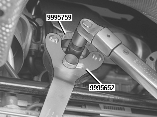 GLL109837