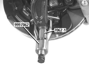 GLL109958