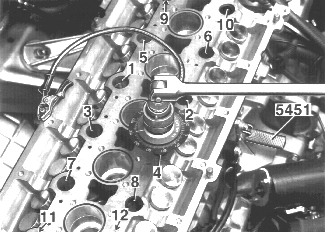 GLL125710
